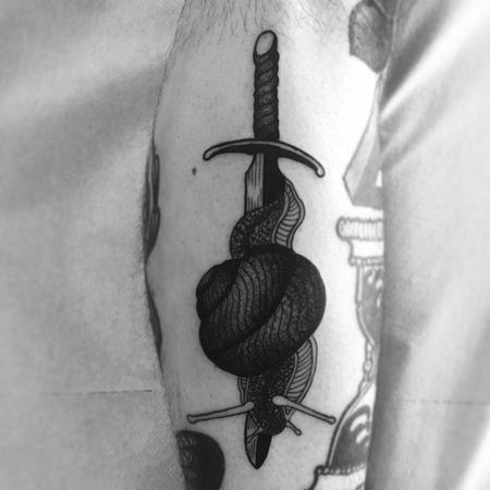 Tattoos - dagger snail - 129245